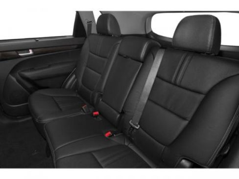 Used 2015 Kia Sorento LX image 16