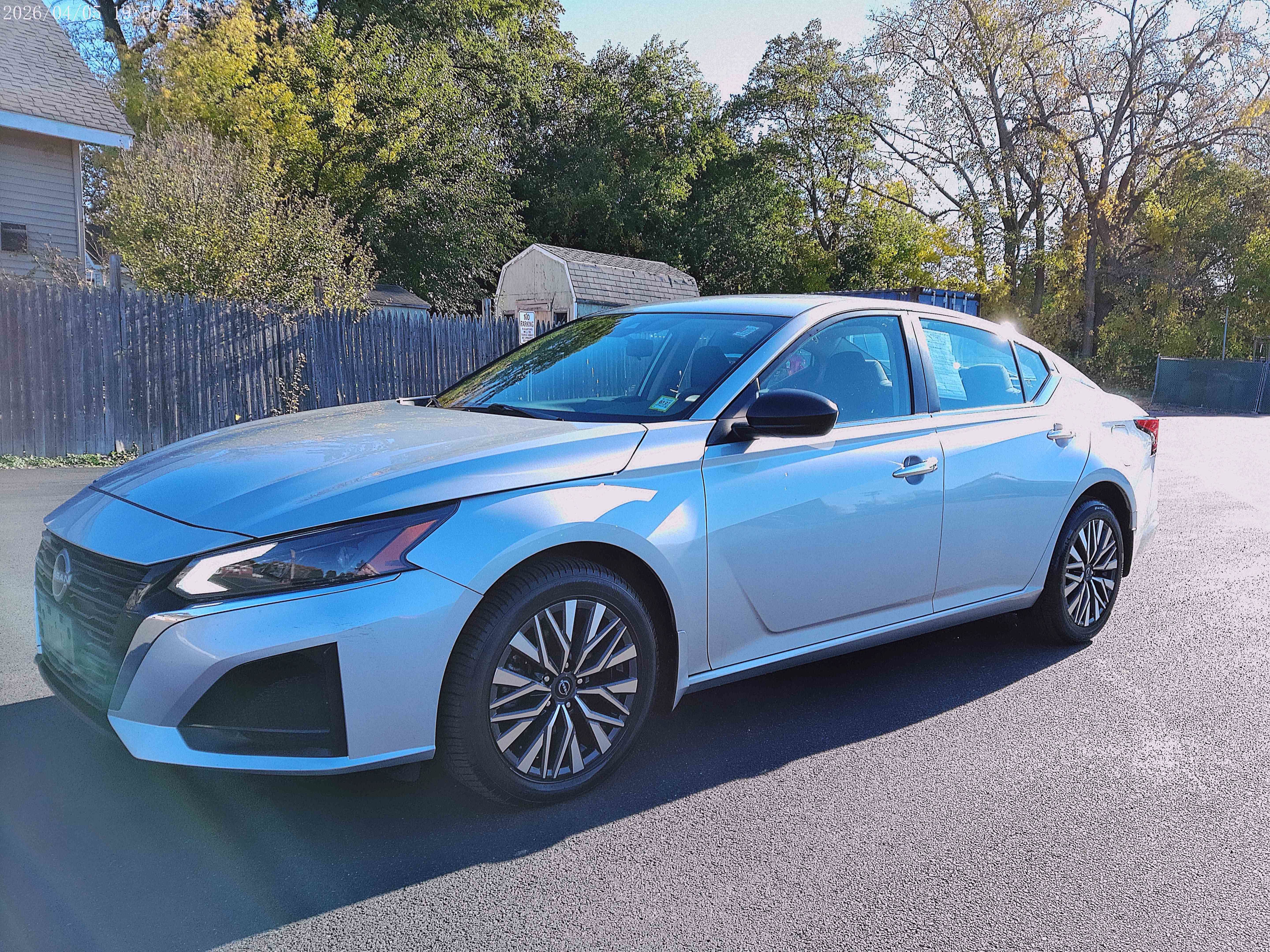 Used 2024 Nissan Altima 2.5 SV AWD/4WD image 1