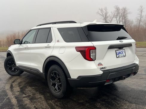 Used 2022 Ford Explorer Timberline image 2