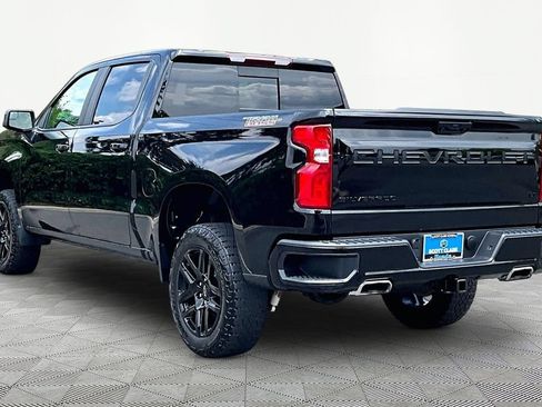 Used 2023 Chevrolet Silverado 1500 LT Trail Boss w/ Convenience Package II AWD/4WD image 5