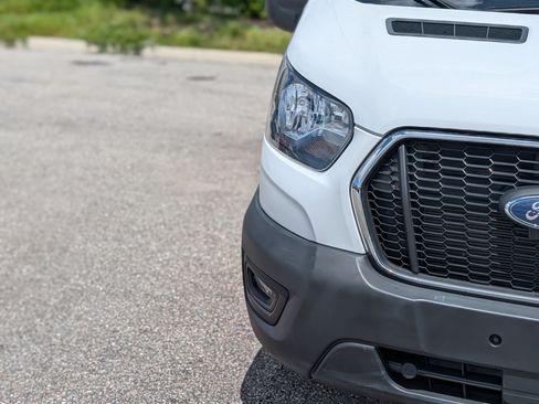 Used 2025 Ford Transit 250 Low Roof w/ Exterior Upgrade Package RWD image 10