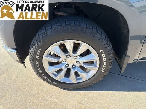 Used 2020 Chevrolet Silverado 1500 Custom w/ Custom Convenience Package image 7