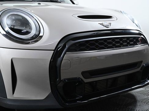 Certified 2024 MINI Cooper S image 5