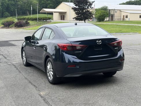 Used 2015 MAZDA MAZDA3 i Touring w/ Technology Package FWD image 7