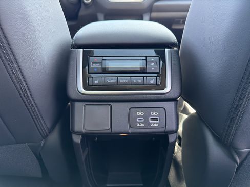 New 2026 Subaru Ascent Limited AWD/4WD image 28