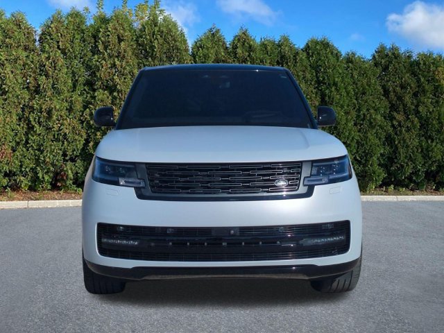 Used 2023 Land Rover Range Rover SE AWD/4WD image 2