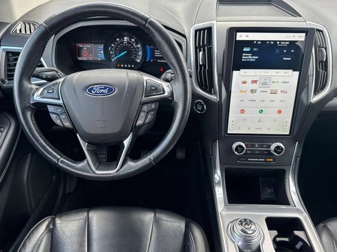 Used 2022 Ford Edge Titanium AWD/4WD image 16