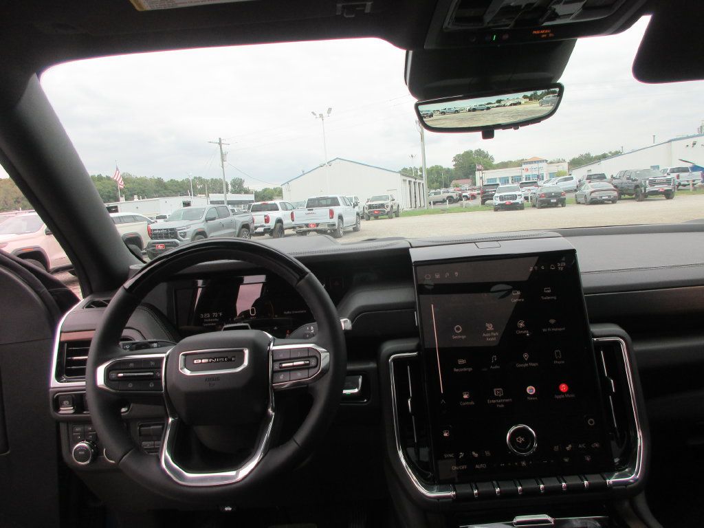 New 2027 GMC Yukon Denali w/ Denali Reserve Package AWD/4WD image 16