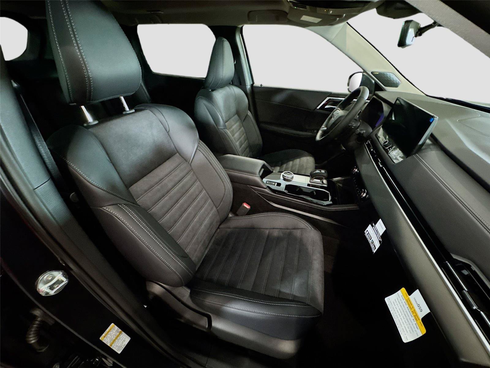 New 2026 Mitsubishi Outlander SE FWD image 23
