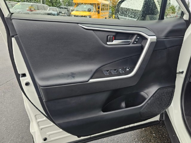 Used 2021 Toyota RAV4 Limited AWD/4WD image 22