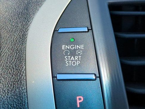 Used 2020 Lincoln MKZ FWD image 25