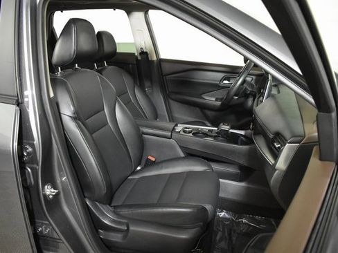 Certified 2023 Nissan Rogue SV w/ SV Premium B Package image 35