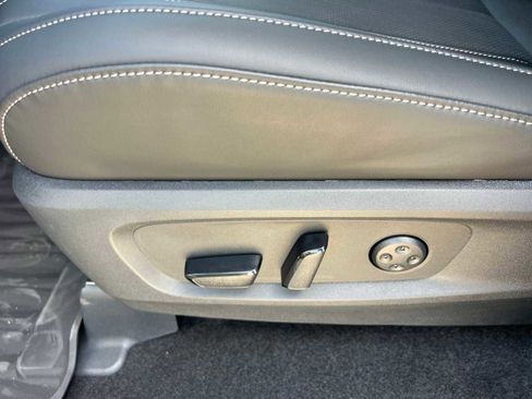 New 2026 INFINITI QX60 Luxe w/ Cargo Package image 25