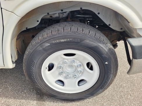 Used 2019 Chevrolet Express 3500 Work Van w/ Power Convenience Package image 14