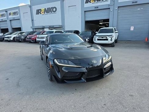 Used 2022 Toyota Supra w/ Safety & Technology Package image 4