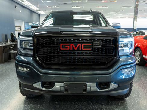 Used 2018 GMC Sierra 1500 Denali AWD/4WD image 2