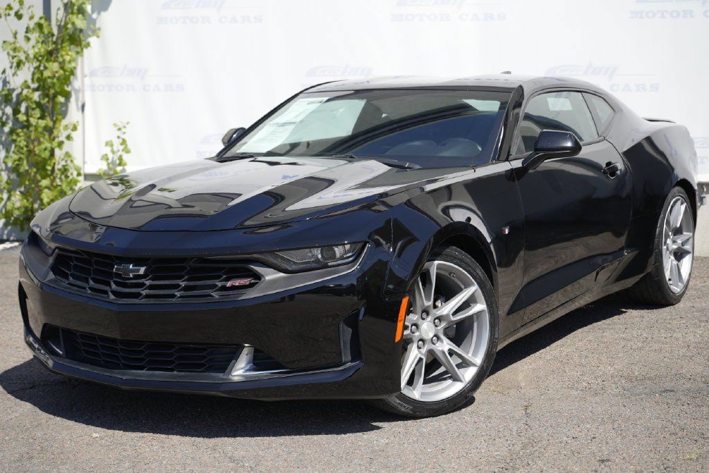 Used 2020 Chevrolet Camaro LT w/ RS Package RWD image 2