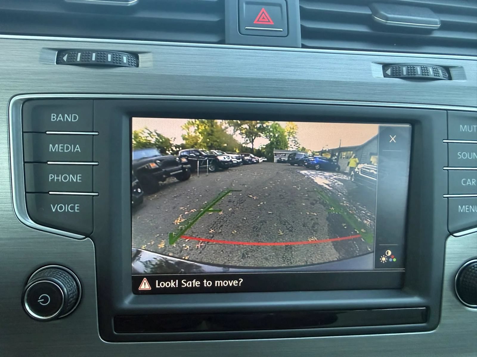 Used 2016 Volkswagen Golf S FWD image 16