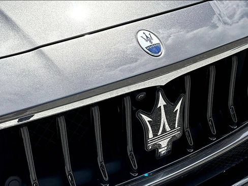 Used 2023 Maserati Ghibli Modena Q4 AWD/4WD image 34