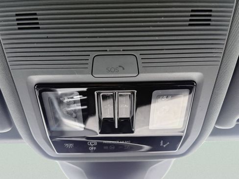 Used 2023 Audi Q4 e-tron Premium Plus w/ Premium Plus image 67