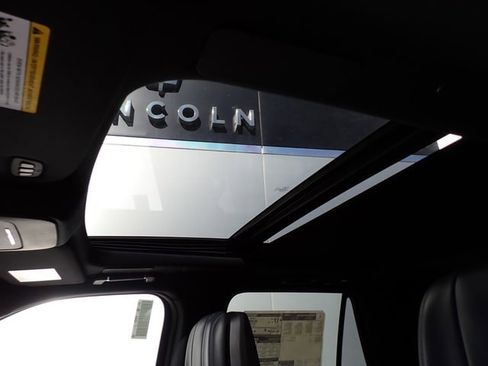 New 2025 Lincoln Navigator Reserve w/ Jet Appearance Package image 20