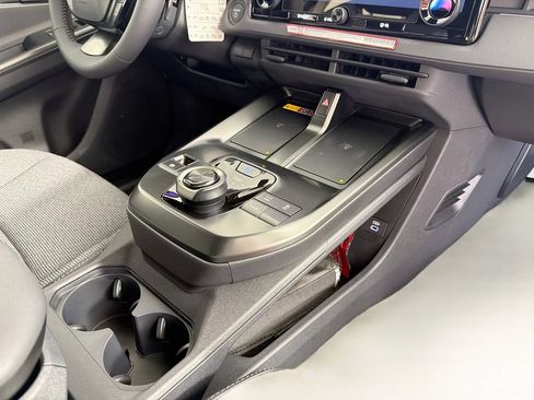 New 2026 Toyota bZ FWD image 33