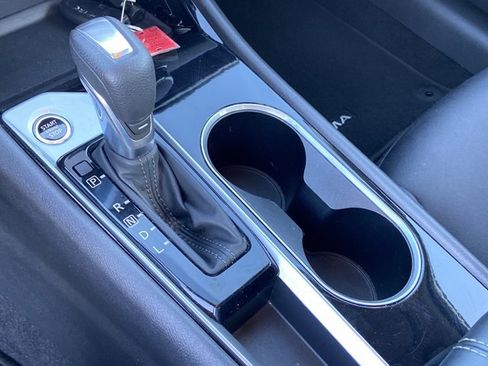 Used 2024 Nissan Altima 2.5 SV image 38