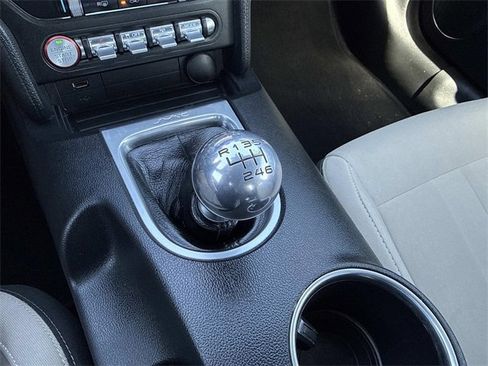 Used 2018 Ford Mustang GT w/ Equipment Group 301A image 27