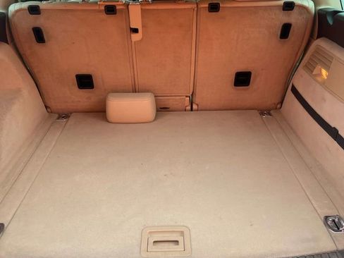 Used 2013 Volkswagen Touareg TDI image 16