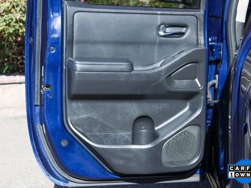 Used 2022 Nissan Frontier SV w/ Technology Package image 33