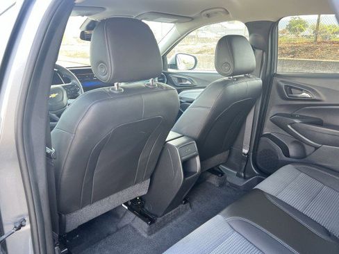 Used 2024 Chevrolet Trax LT image 20