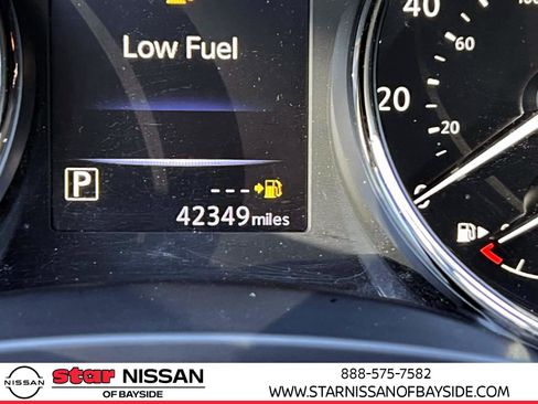 Used 2017 Nissan Rogue Sport SV image 25