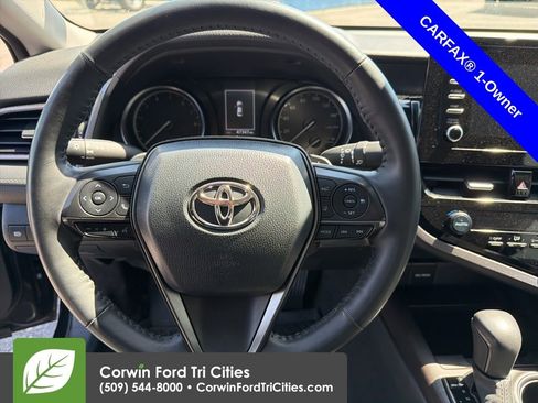 Used 2024 Toyota Camry SE FWD image 2