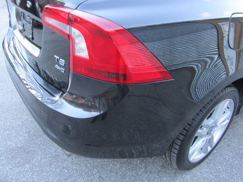 Used 2012 Volvo S60 T6 image 17