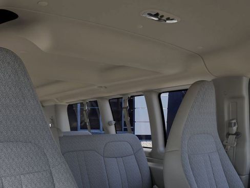 New 2025 GMC Savana 2500 LT w/ LT Preferred Equipment Group image 24