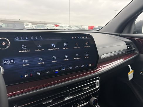 New 2026 Chevrolet Traverse Z71 w/ Driver Confidence Package image 29