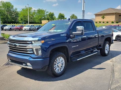 Used 2021 Chevrolet Silverado 3500 High Country AWD/4WD image 2