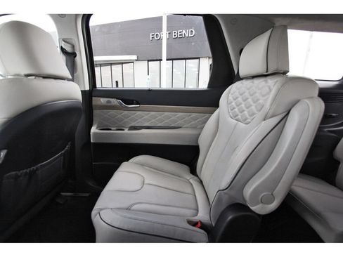 Used 2022 Hyundai Palisade Calligraphy FWD image 12