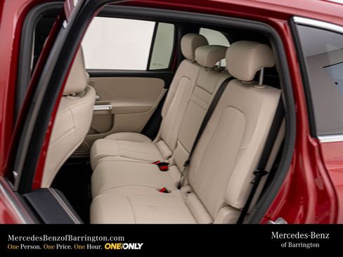 New 2026 Mercedes-Benz GLB 250 4MATIC image 19