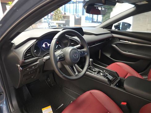 New 2025 MAZDA MAZDA3 Carbon image 19