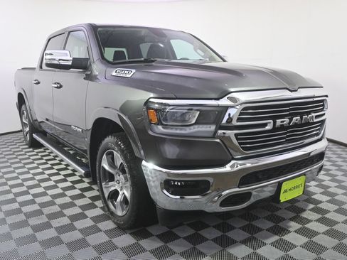 Used 2020 RAM 1500 Laramie AWD/4WD image 9