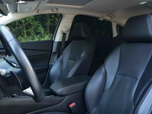 Used 2023 Honda Accord Touring image 16