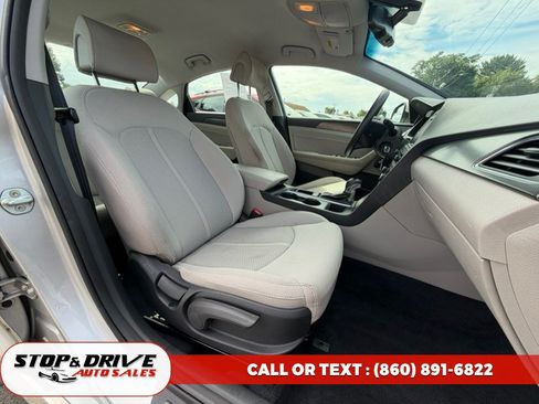 Used 2016 Hyundai Sonata Sport FWD image 15