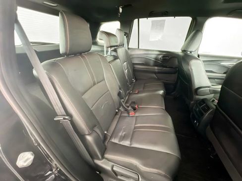 Certified 2023 Honda Passport TrailSport image 30