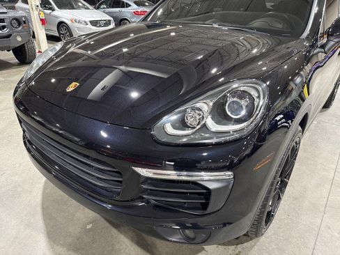 Used 2015 Porsche Cayenne S image 30
