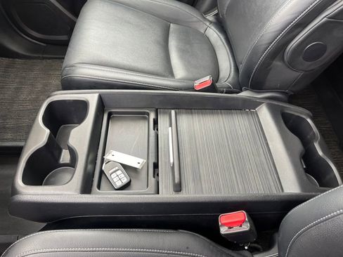 Used 2024 Honda Odyssey EX-L image 25