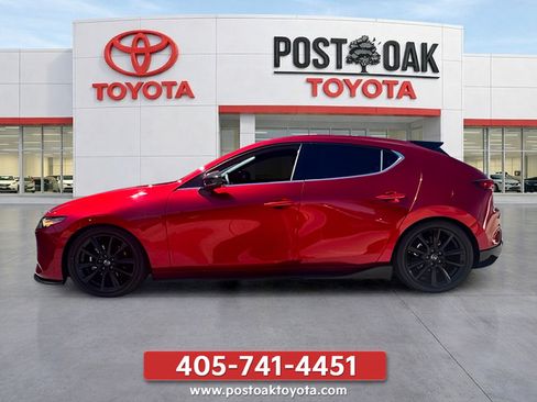 Used 2026 MAZDA MAZDA3 Hatchback w/ Appearance Package AWD/4WD image 3