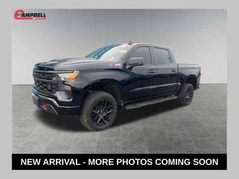 Used 2022 Chevrolet Silverado 1500 Custom Trail Boss AWD/4WD image 1