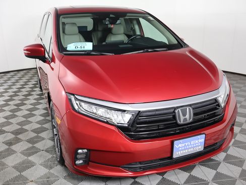 Certified 2023 Honda Odyssey EX-L image 3