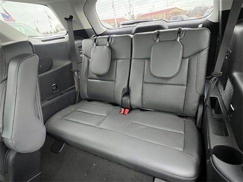 New 2026 Ford Explorer Active w/ Active Comfort Package image 16